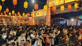 Ribuan umat antusias menghadiri puncak perayaan hari ulang tahun (HUT) ke-14 Yang Mulia (YM) Fab Zhu Kung di Kelenteng Fab Zhu Kung, Jalan Pulau Natuna, Kota Singkawang, Kalimantan Barat, Jumat (4/9/2026). (Foto: istimewa)