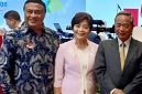 Penasehat Forum Akademisi Indonesia (FAI) Aat Surya Safaat (kiri) bersama Kepala Perwakilan TETO di Indonesia Bruce C. J. Hung dan istri (kanan dan tengah) pada suatu acara di Jakarta, belum lama berselang (Foto: Dok. Pribadi)