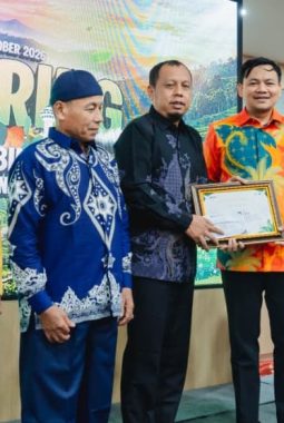 Gandeng Petani Sawit Rakyat, PTPN IV PalmCo Targetkan Kontribusi Pasokan TBS 85 Persen pada 2030