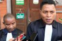 Kuasa Hukum RU menyampaikan keterangan pers usai sidang di PN Denpasar, Kamis (8/10/2026). (Foto: istimewa)