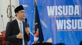 Stafsus Menag Gugun Gumilar saat Orasi Ilmiah di Sekolah Tinggi Agama Hindu (STAH) Dharma Nusantara Jakarta, Sabtu (4/10/2026). (Foto: istimewa)